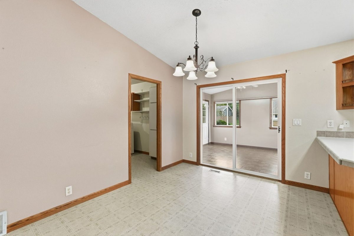 1027 Prairie Circle, Menomonie WI 54751 - Residential house for sale - MLS #1605849 - image10