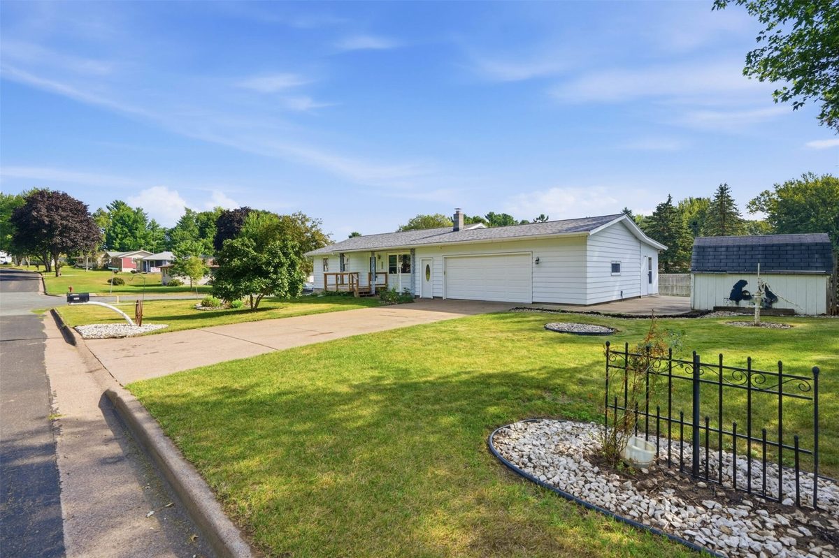 3025 Glenhaven Place, Eau Claire WI 54703 - Residential house for sale - MLS #1604593 - image5