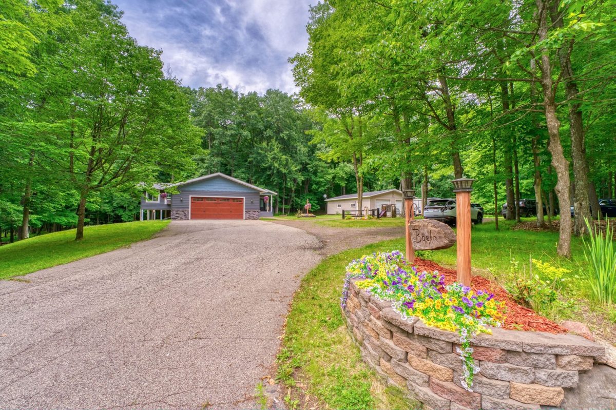 200 Ridgewood Drive, Cornell WI 54732 - Residential house for sale - MLS #1602762 - image2