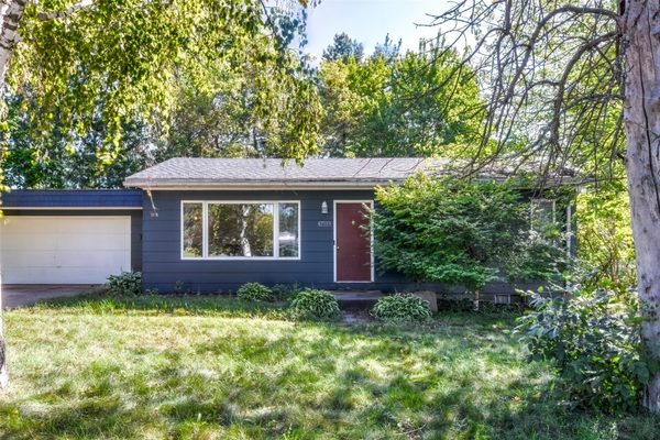 1615 Nelson Drive Eau Claire WI 54703