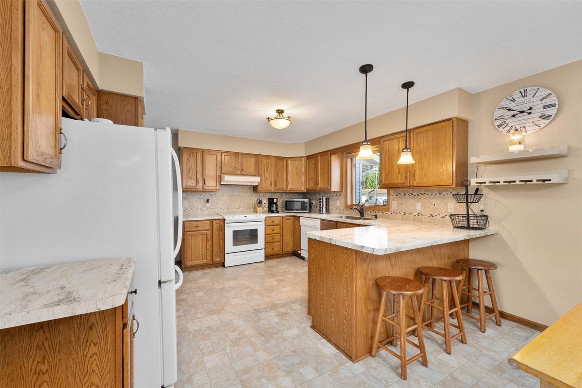 104 Southridge Court, Cadott WI 54727 - Residential house for sale - MLS #1604602 - image14
