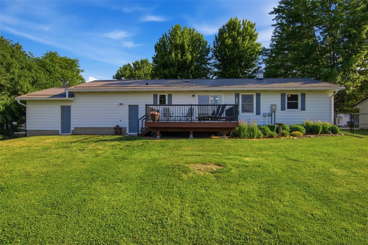 315 Baldwin Street, Augusta, WI