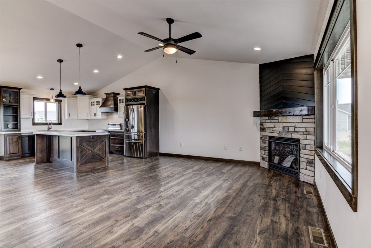 1826 Tucker Trail, Eau Claire WI 54703 - Residential house for sale - MLS #1605639 - image4