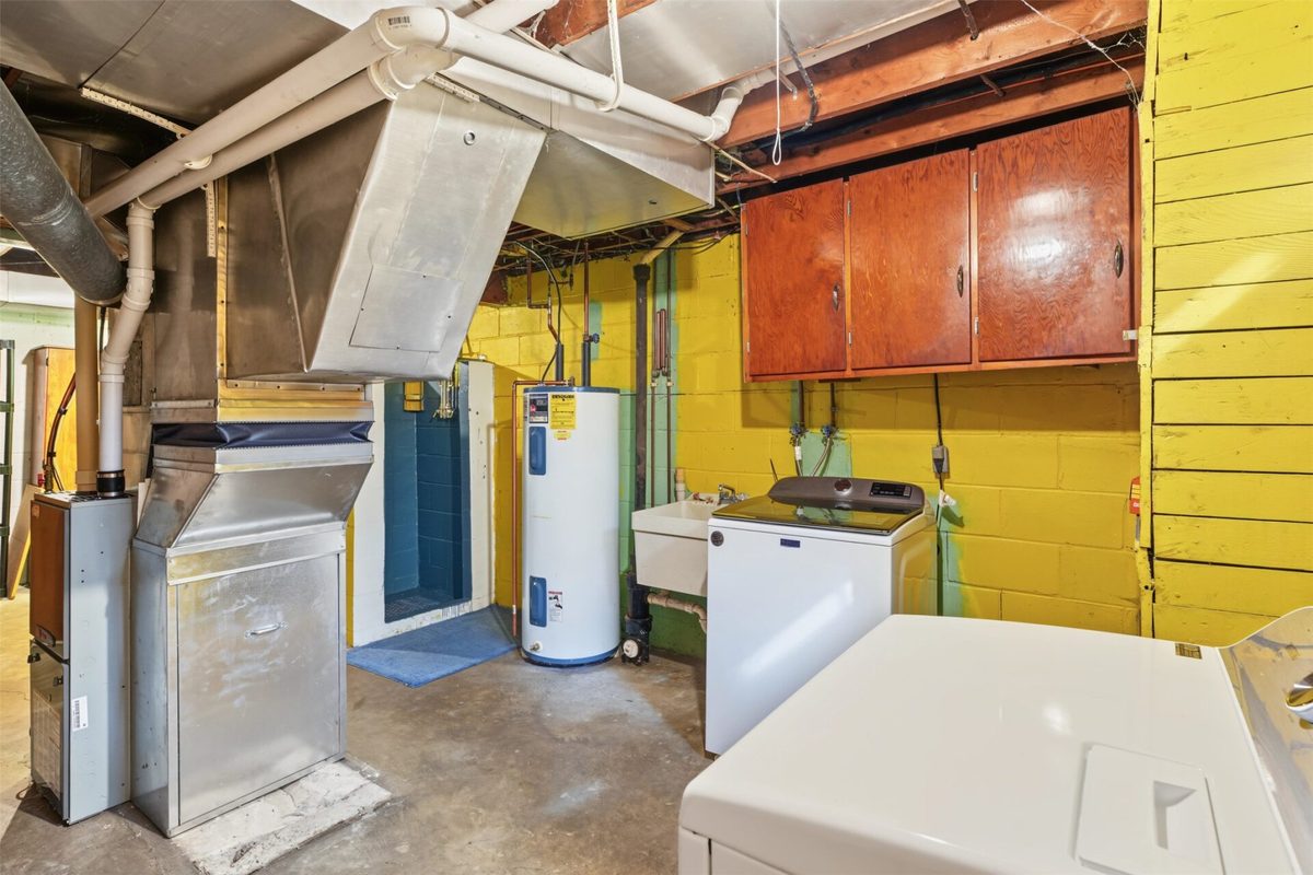2445 Harrision Street, Eau Claire WI 54703 - Residential house for sale - MLS #1605666 - image50