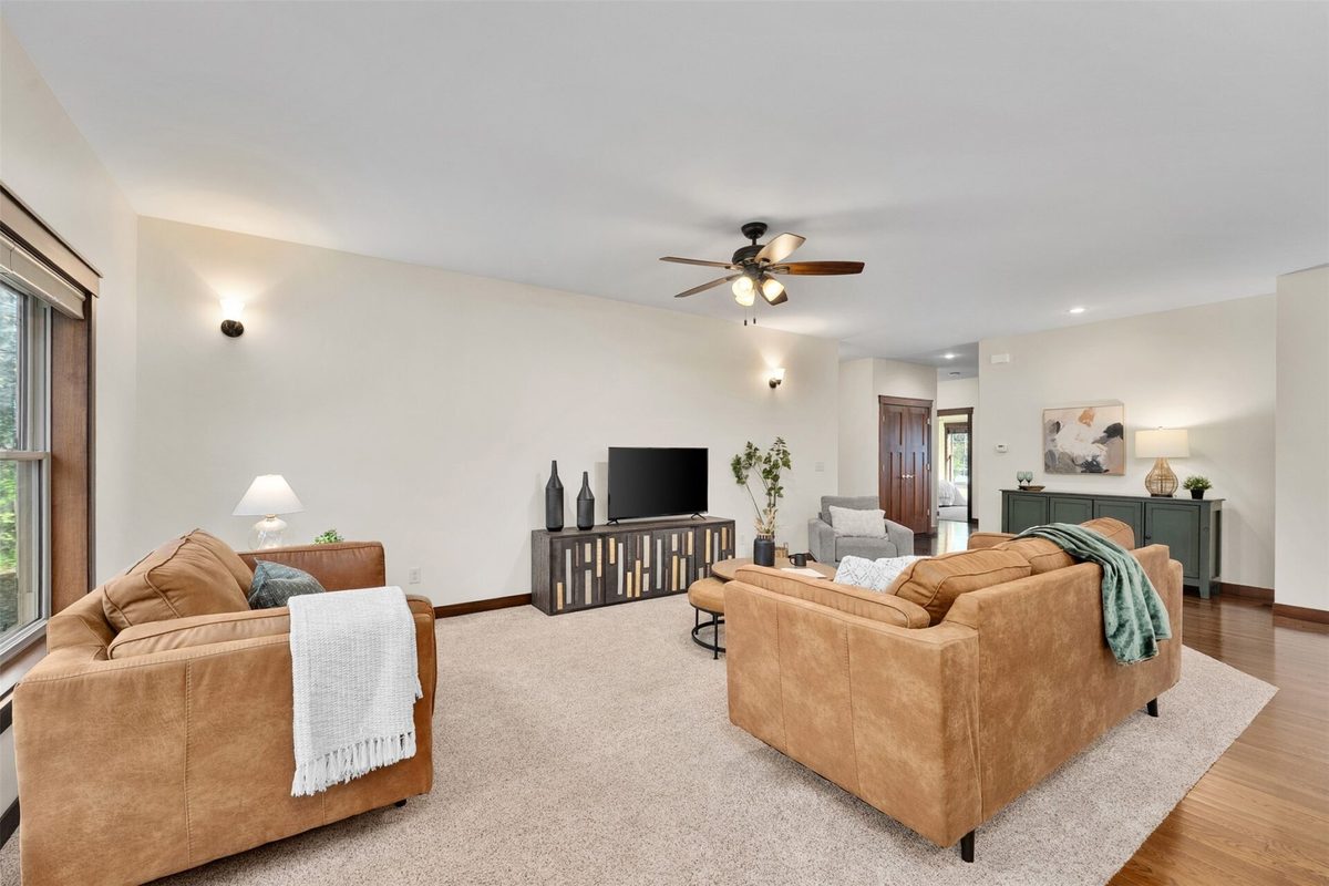 1904 Deblene Lane, Eau Claire WI 54703 - Residential house for sale - MLS #1606176 - image20