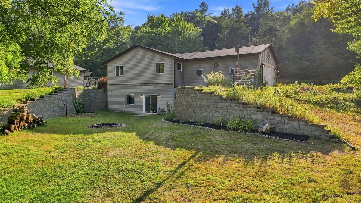 7375 Lowes Creek Road, Eau Claire WI 54701 - Residential house for sale - MLS #1604465 - image3