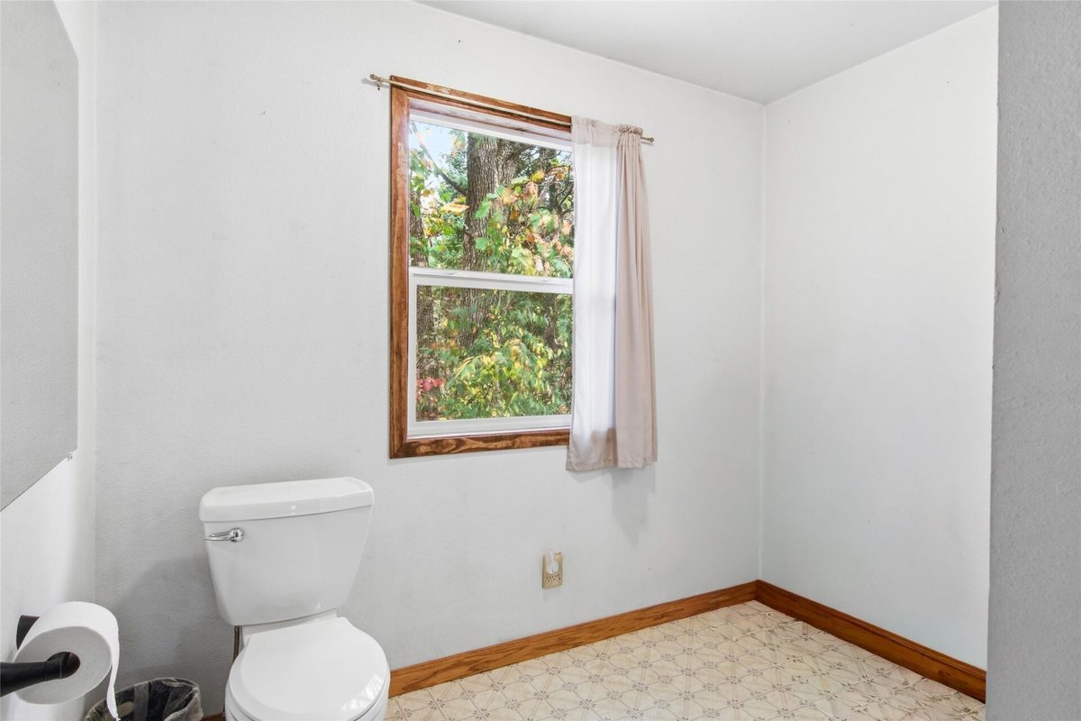 9301 Olson Drive, Eau Claire WI 54703 - Residential house for sale - MLS #1606075 - image15