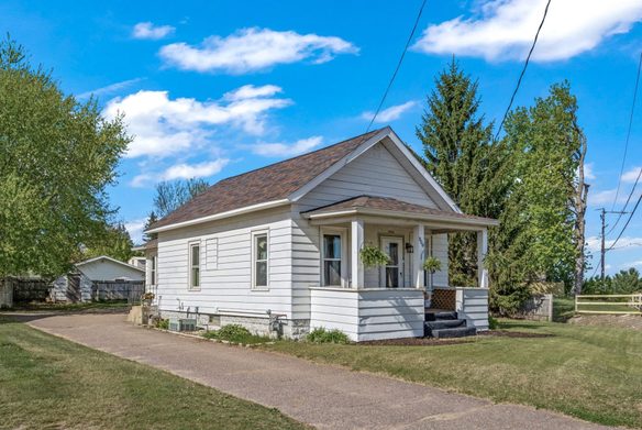 906 Cameron Street, Eau Claire WI 54703 - Residential house for sale - MLS #1600887 - image1