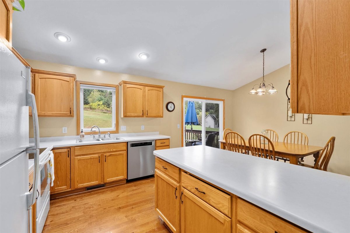 221 La Mans Lane, Eau Claire WI 54703 - Residential house for sale - MLS #1604868 - image17