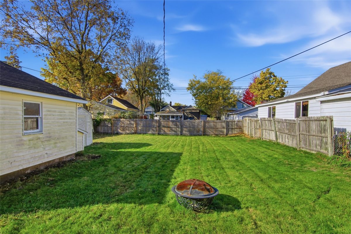 2422 4th Street, Eau Claire WI 54703 - Residential house for sale - MLS #1606149 - image36