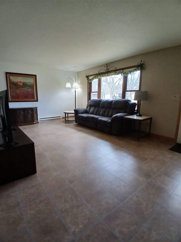 928 Yorkshire Avenue, Rice Lake, WI — photo 11
