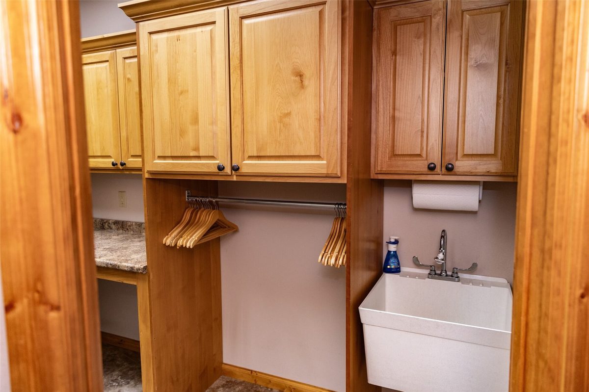 W5405 Park Place, Spooner, WI