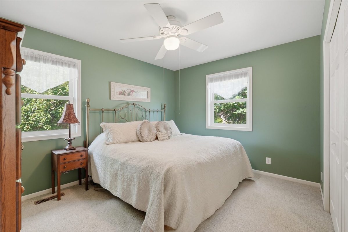 1105 Barry Avenue, Eau Claire WI 54701 - Residential house for sale - MLS #1603728 - image10