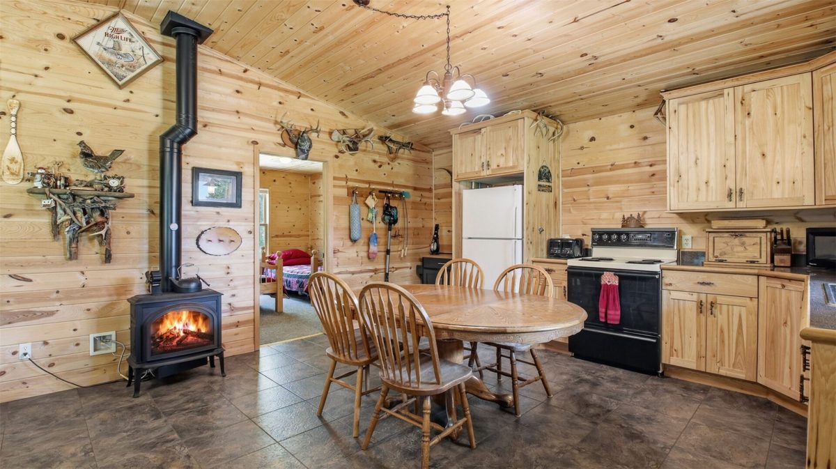 W1768 Elliott Road, Springbrook WI 54875 - Residential house for sale - MLS #1602169 - image4