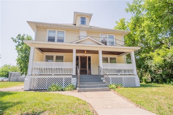 Residential Income at 1010 Farwell Street, Eau Claire, WI 54701 — photo 1