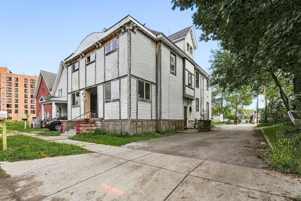 317 Earl Street, Eau Claire WI 54703 - ResidentialIncome house for sale - MLS #1605354 - image5
