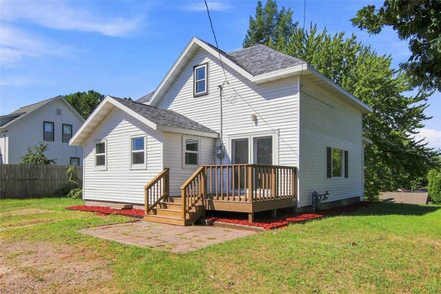 31 W Walnut Street