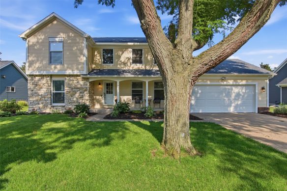 3911 Cottonwood Drive, Eau Claire WI 54701 - Residential house for sale - MLS #1602492 - image1