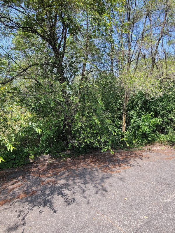 308 Arbor Hills Circle, Eau Claire WI 54703 - Land house for sale - MLS #1604405 - image2