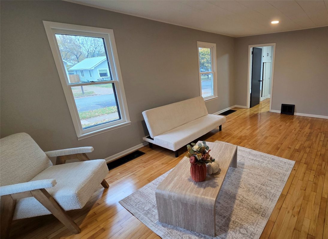 905 James Street, Eau Claire WI 54703 - Residential house for sale - MLS #1606306 - image8
