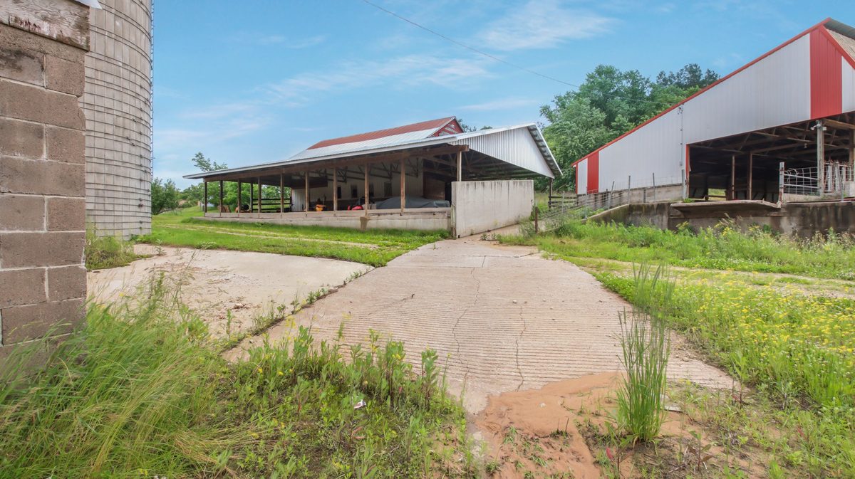 N3684 Claire Road Taylor WI 54659 — photo 33