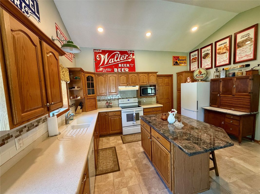 1432 Perry Street, Chippewa Falls WI 54729 - Residential house for sale - MLS #1603824 - image5