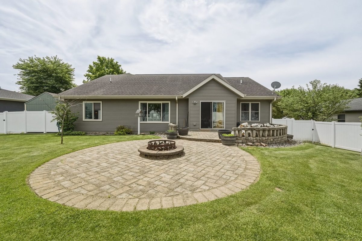 420 E 1st Street, Loyal, WI