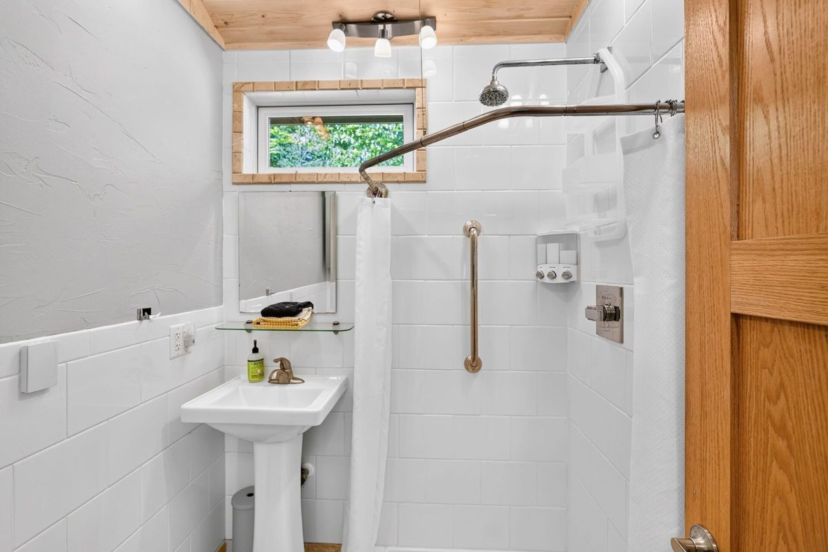 23860 Spirit Point Road, Cornucopia WI 54827 - Residential house for sale - MLS #1604038 - image25