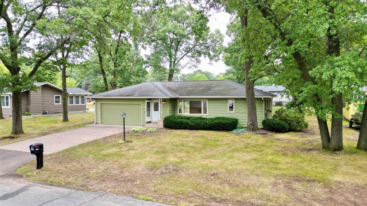 3045 Wedgewood Avenue, Eau Claire WI 54703 - Residential house for sale - MLS #1604462 - image3