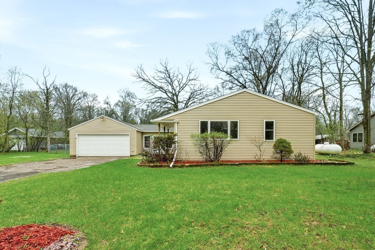 1213 Ervin Road, Eau Claire, WI — photo 3