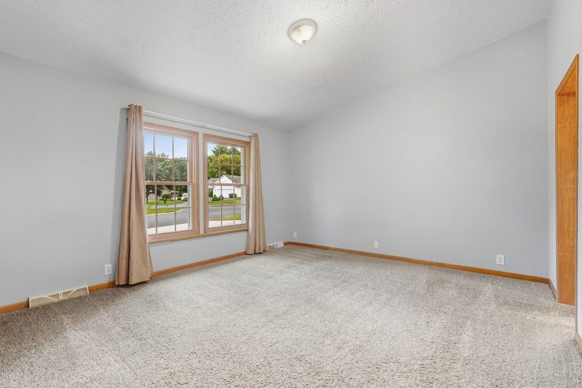 1027 Prairie Circle, Menomonie WI 54751 - Residential house for sale - MLS #1605849 - image14