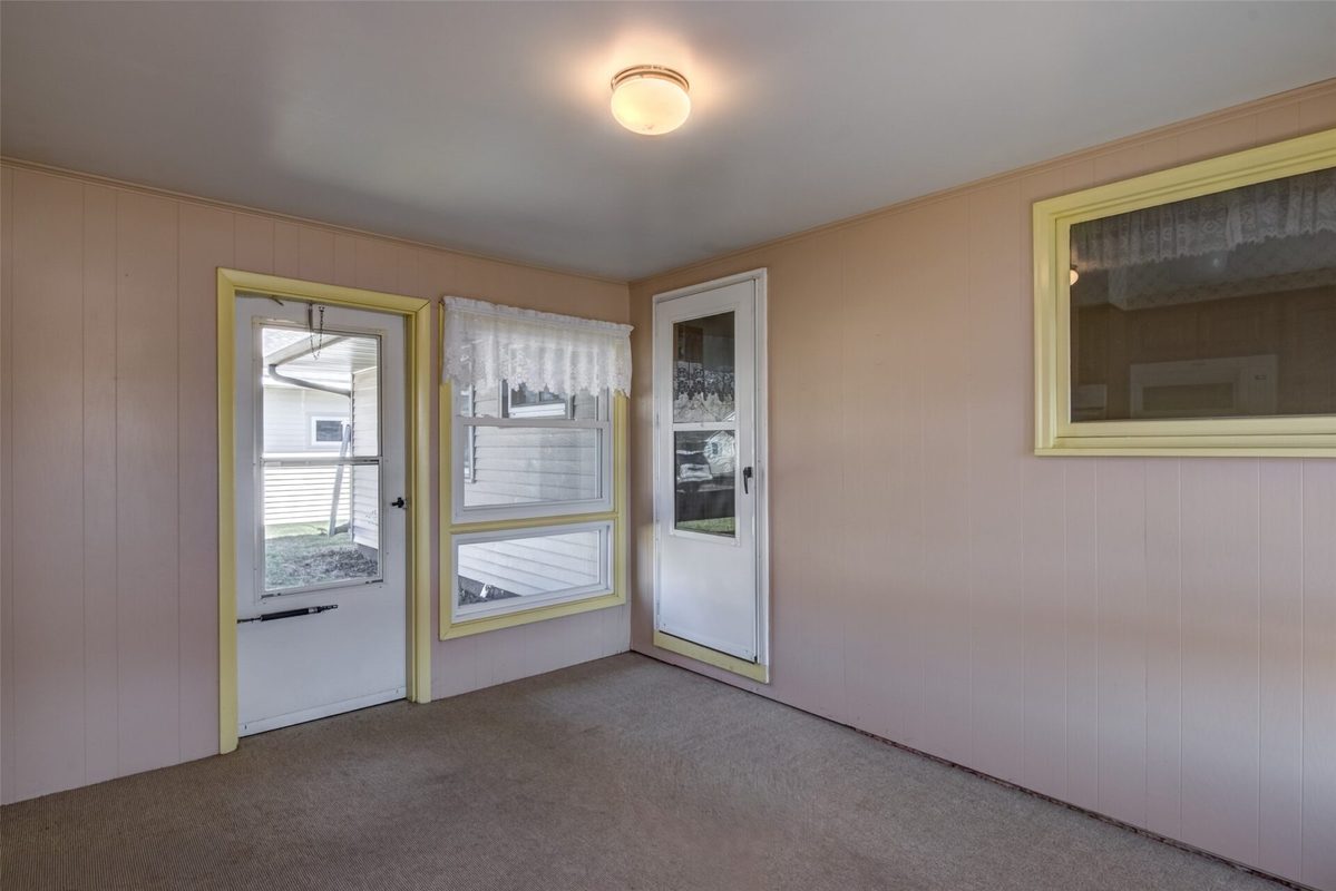 248 Mills Street Cadott WI 54727 — photo 13