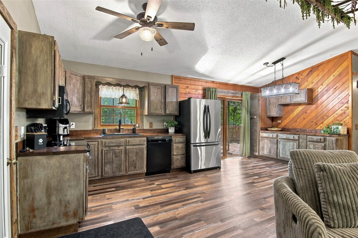 351 Pavelski Road, Eau Claire WI 54703 - Residential house for sale - MLS #1605013 - image9