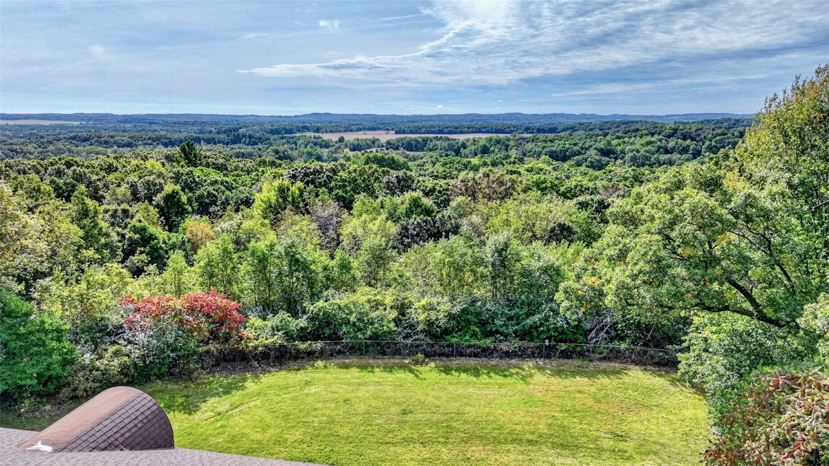 E445 Woodridge Drive, Eau Claire WI 54701 - Residential house for sale - MLS #1605347 - image52