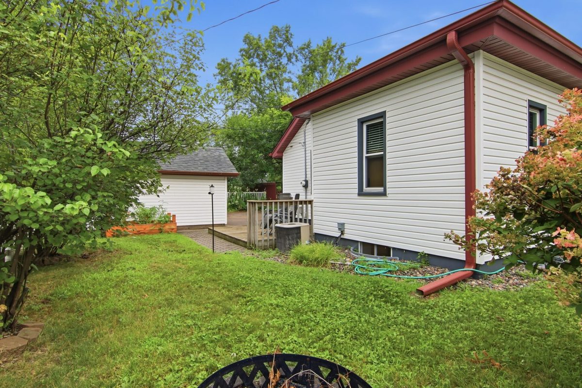 2425 7th Street, Eau Claire WI 54703 - Residential house for sale - MLS #1603869 - image18