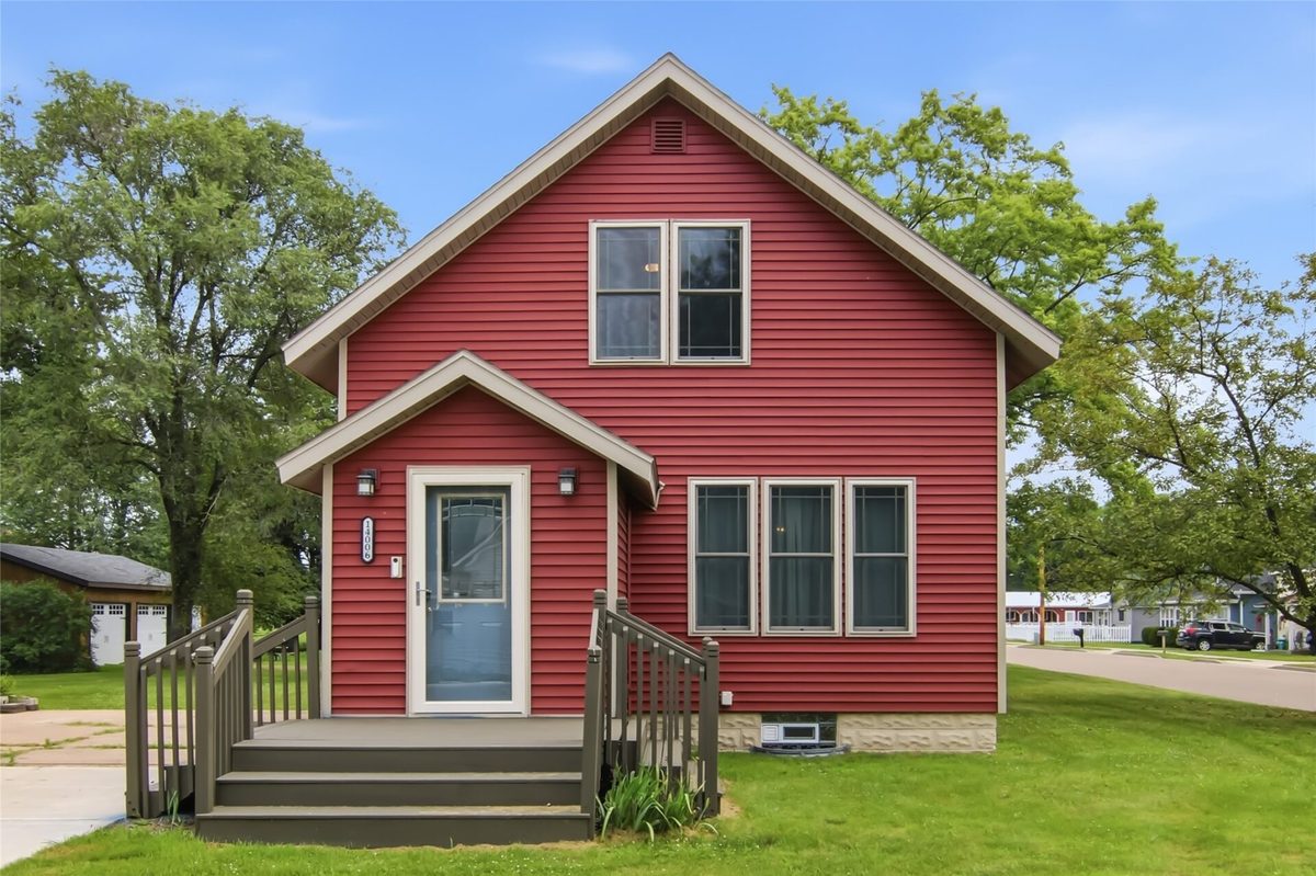 14006 Pine Street, Osseo WI 54758 - Residential house for sale - MLS #1603146 - image2