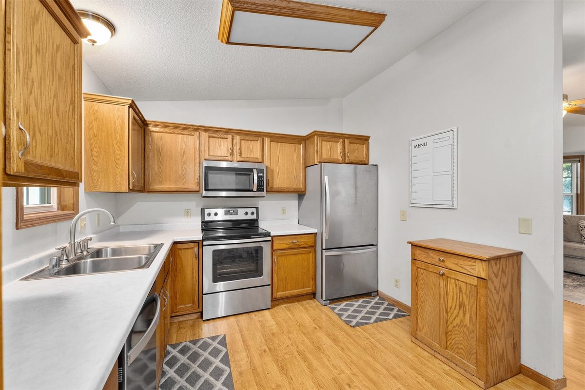 2704 Hemlock Lane, Eau Claire WI 54703 - Residential house for sale - MLS #1605679 - image11