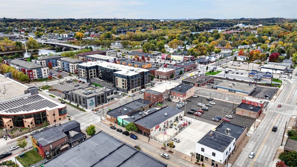 406 Galloway Street, Eau Claire WI 54703 - CommercialSale house for sale - MLS #1605946 - image2