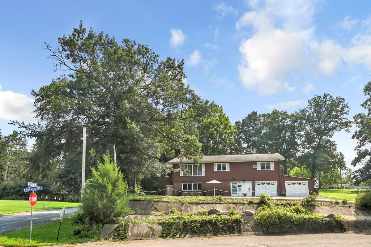 405 Oakwood Drive, Durand WI 54736 - Residential house for sale - MLS #1603797 - image2
