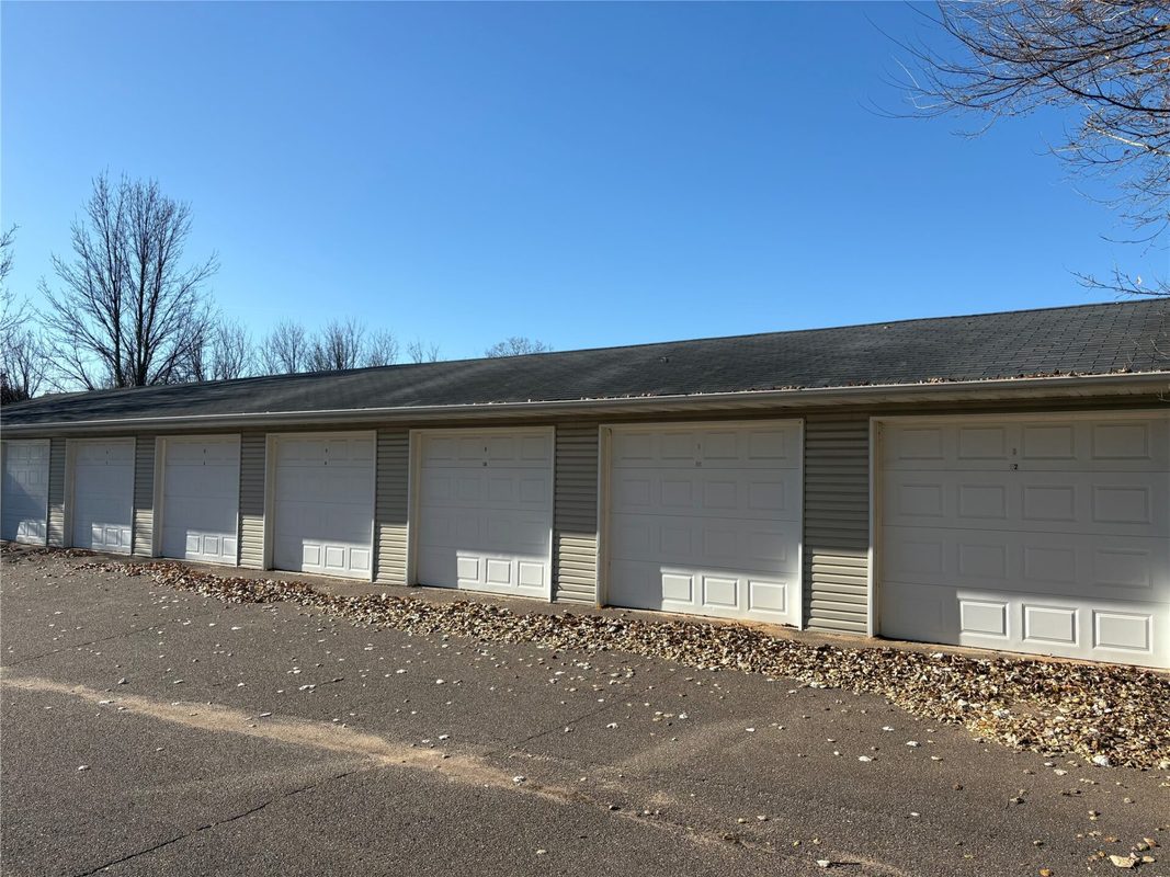 705 Bruce Court, Menomonie WI 54751 - ResidentialLease house for sale - MLS #1602685 - image2