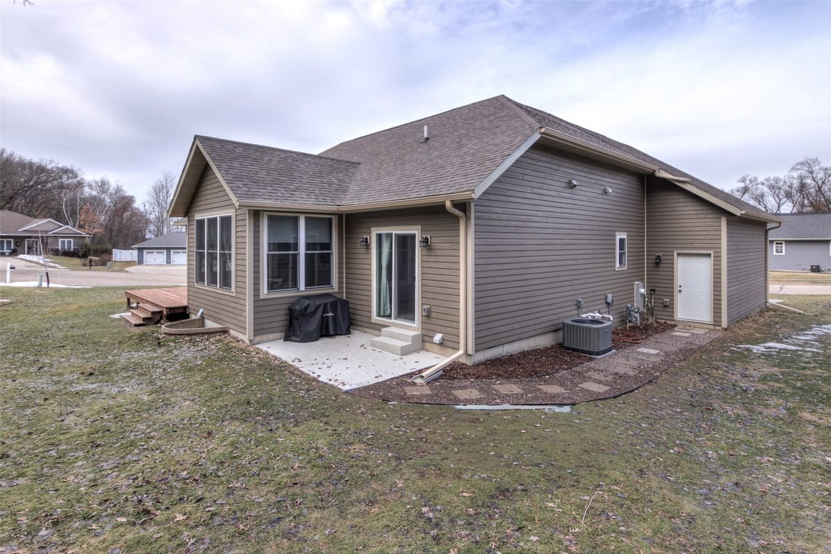 4604 Village Terrace Court  Eau Claire WI 54702 — photo 19