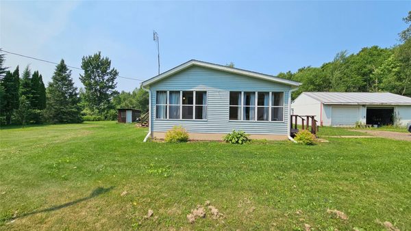 4661 Valesh Road Couderay WI 54828