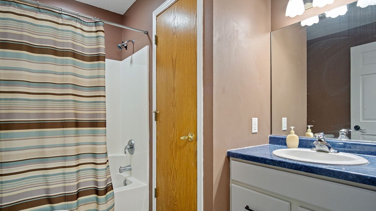 2922 Wayland Court, Eau Claire WI 54703 - Residential house for sale - MLS #1605913 - image15