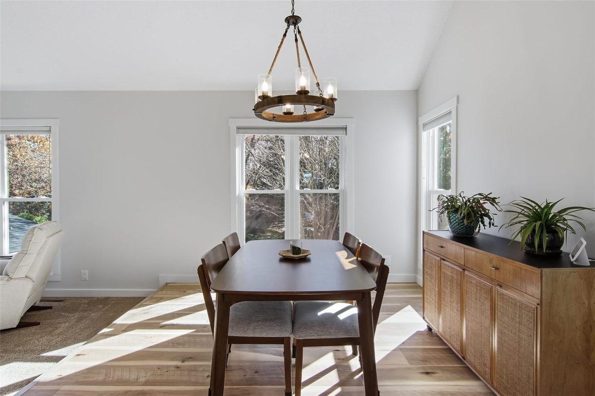 E4520 Woodfield Road, Eau Claire WI 54701 - Residential house for sale - MLS #1606297 - image6