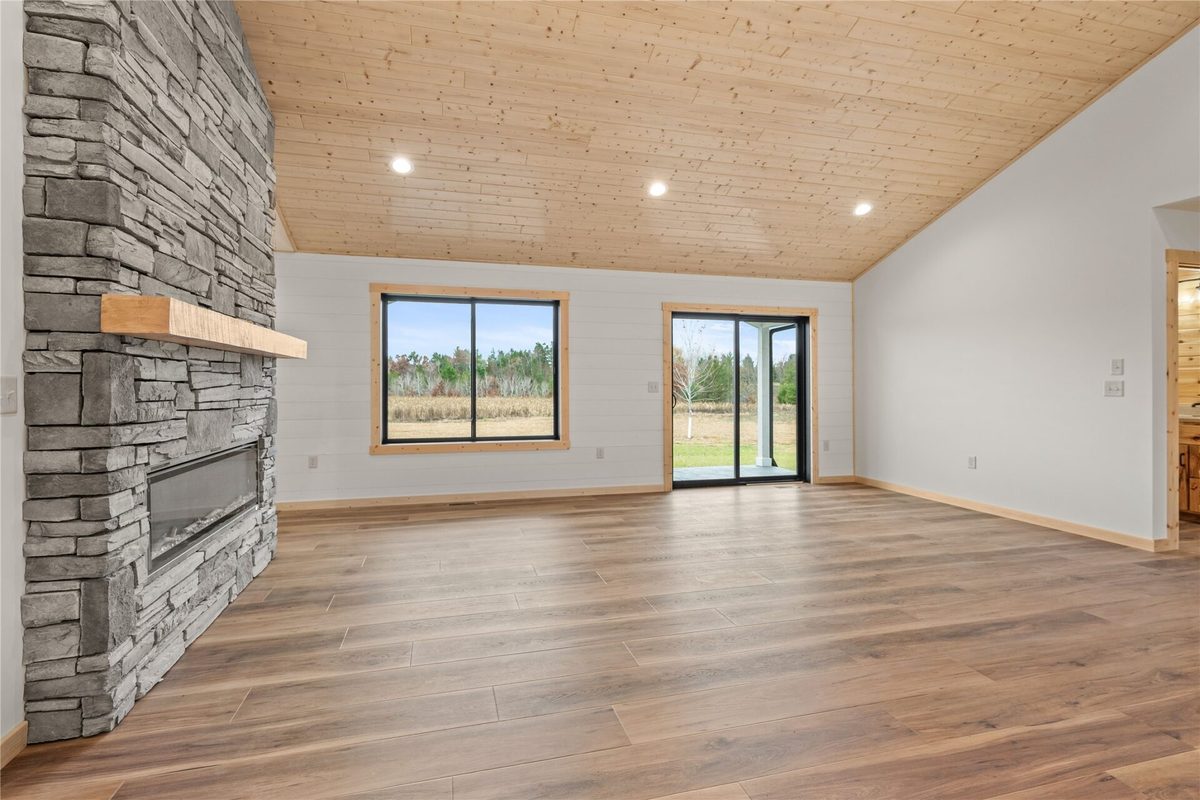 9391 Yellow River Drive, Spooner WI 54801 - Residential house for sale - MLS #1606334 - image8