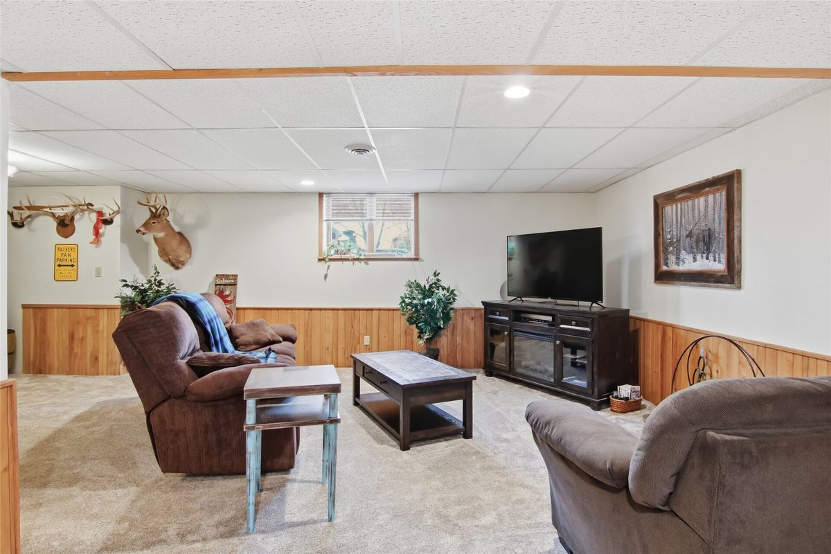 Residential at 2107 15th Street, Eau Claire, WI 54703 — photo 27