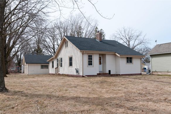 132 Couture Avenue, Rice Lake WI 54868 - Residential house for sale - MLS #1599836 - image1