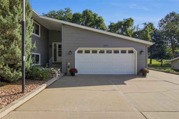 3721 Maywood Drive, Eau Claire WI 54703 - Residential house for sale - MLS #1604369 - image1