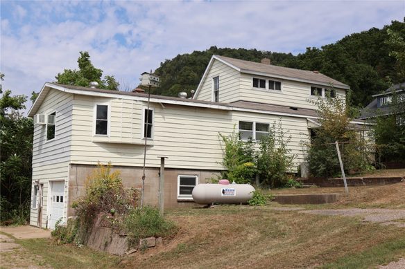 100 2nd Street, Alma WI 54610 - Residential house for sale - MLS #1604670 - image1