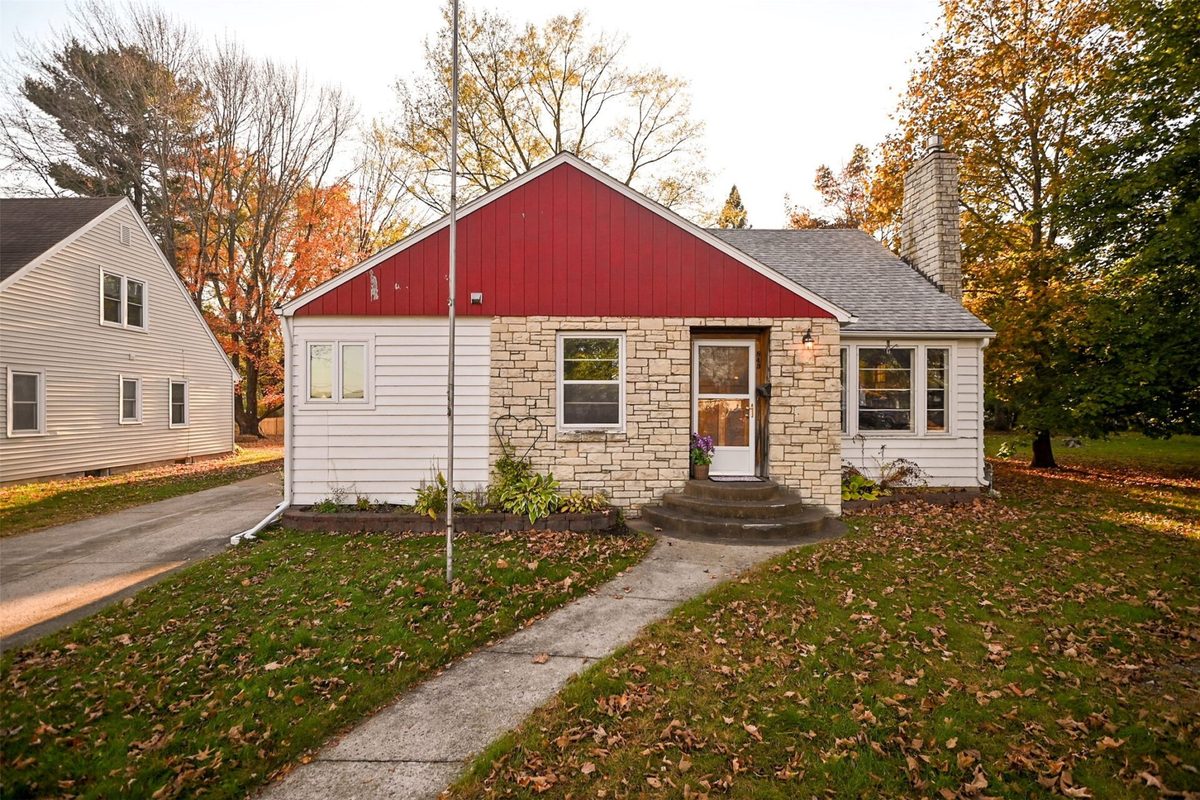 843 Hopwood Avenue, Menomonie WI 54751 - Residential house for sale - MLS #1606216 - image2